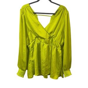 TORRID lime green surplice peplum blouse women’s size TORRID 0 smock cuffs neon